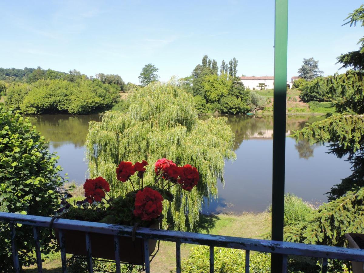 Bed and Breakfast Le Jardin Des Cygnes Pineuilh Zewnętrze zdjęcie